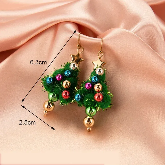 Cheerful Holiday Asymmetric Design Earrings