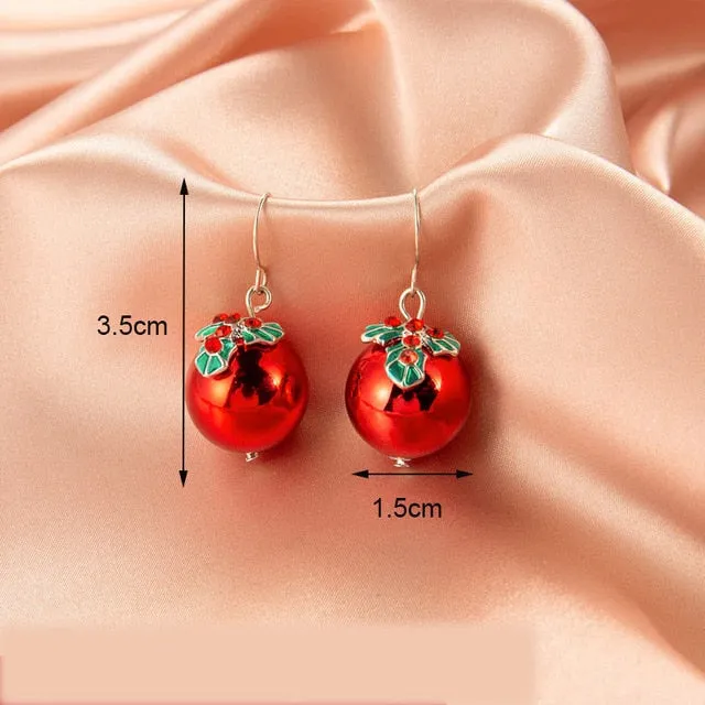 Cheerful Holiday Asymmetric Design Earrings