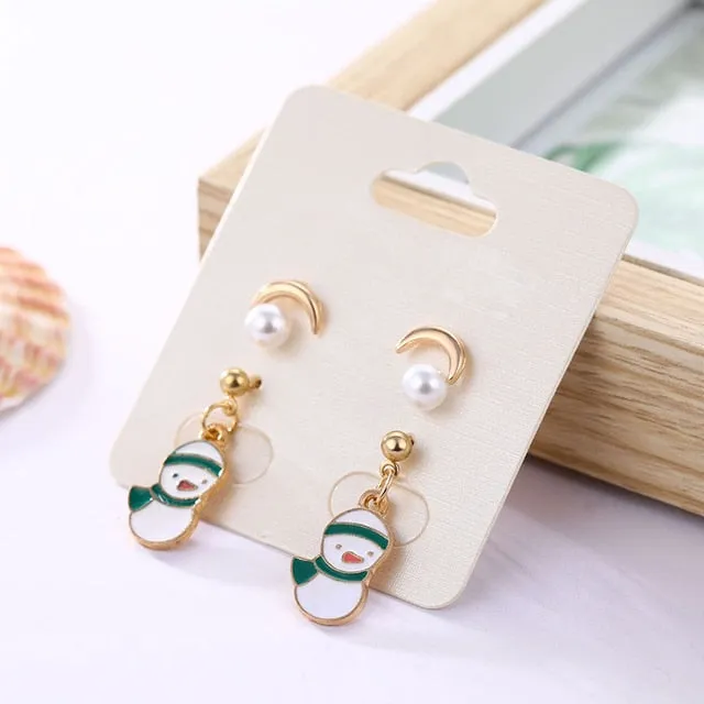 Cheerful Holiday Asymmetric Design Earrings