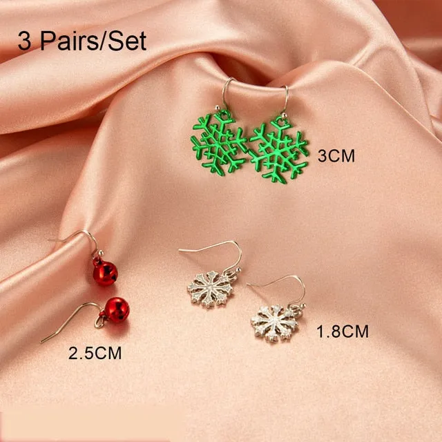 Cheerful Holiday Asymmetric Design Earrings