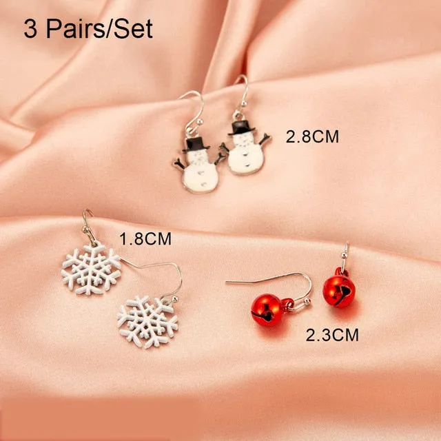 Cheerful Holiday Asymmetric Design Earrings