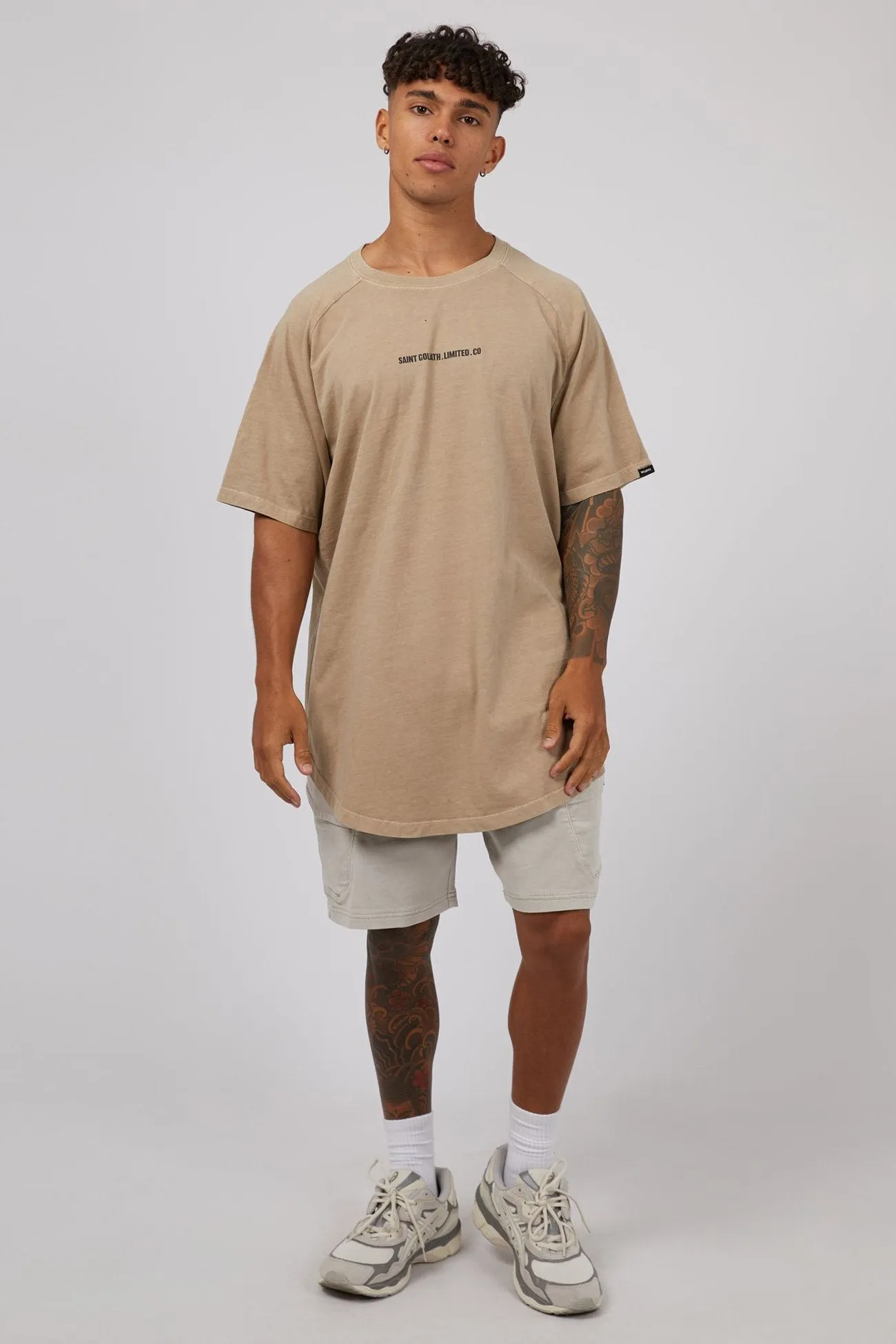 Elevate Raglan Tee Tan