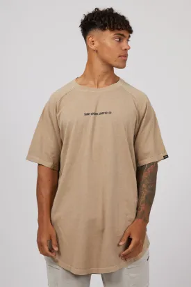Elevate Raglan Tee Tan