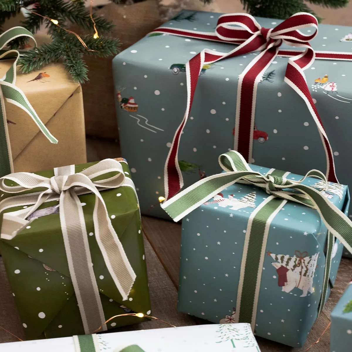 Festive Forest Roll Wrap
