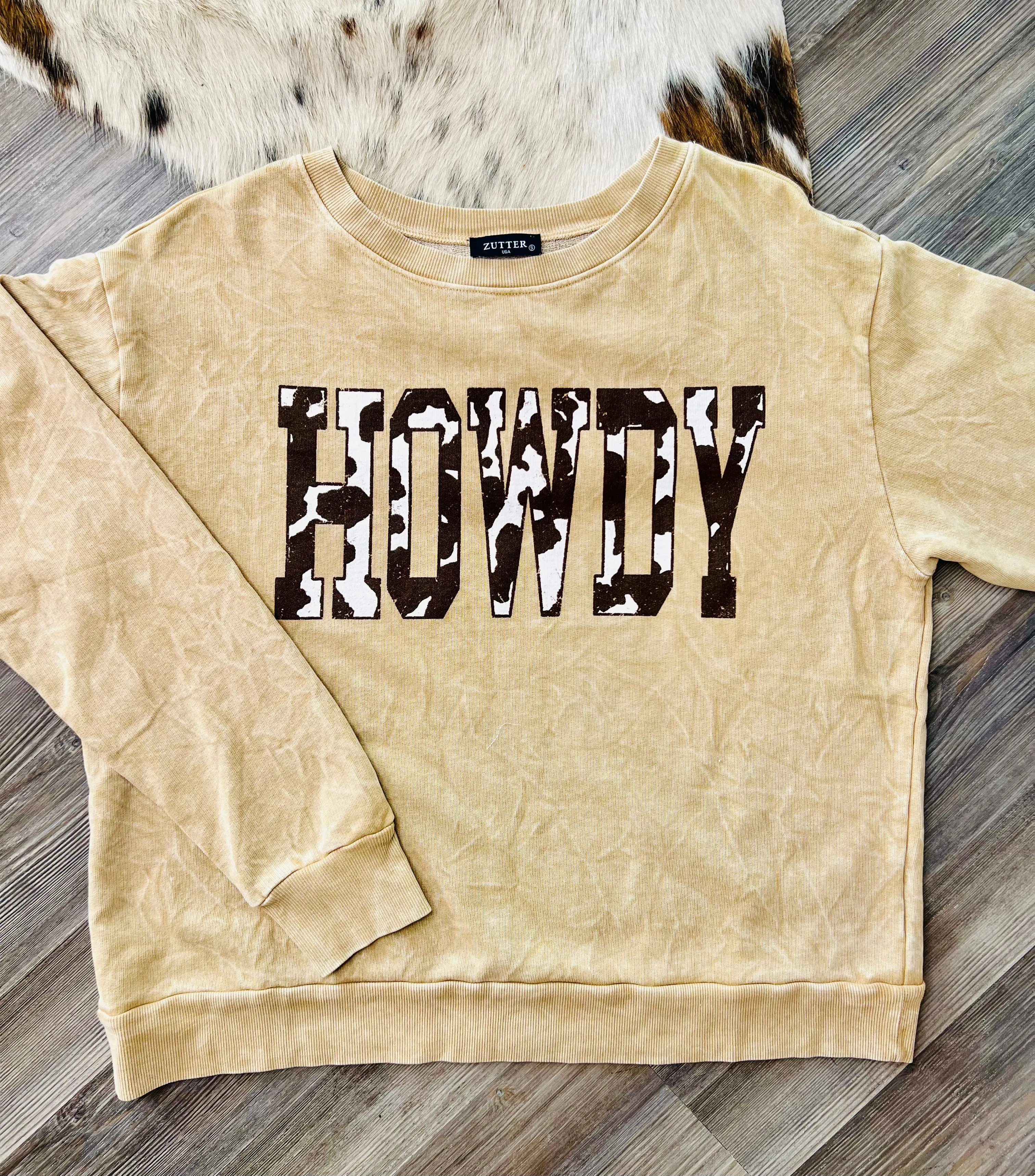 Howdy Long Sleeve Tee Taupe