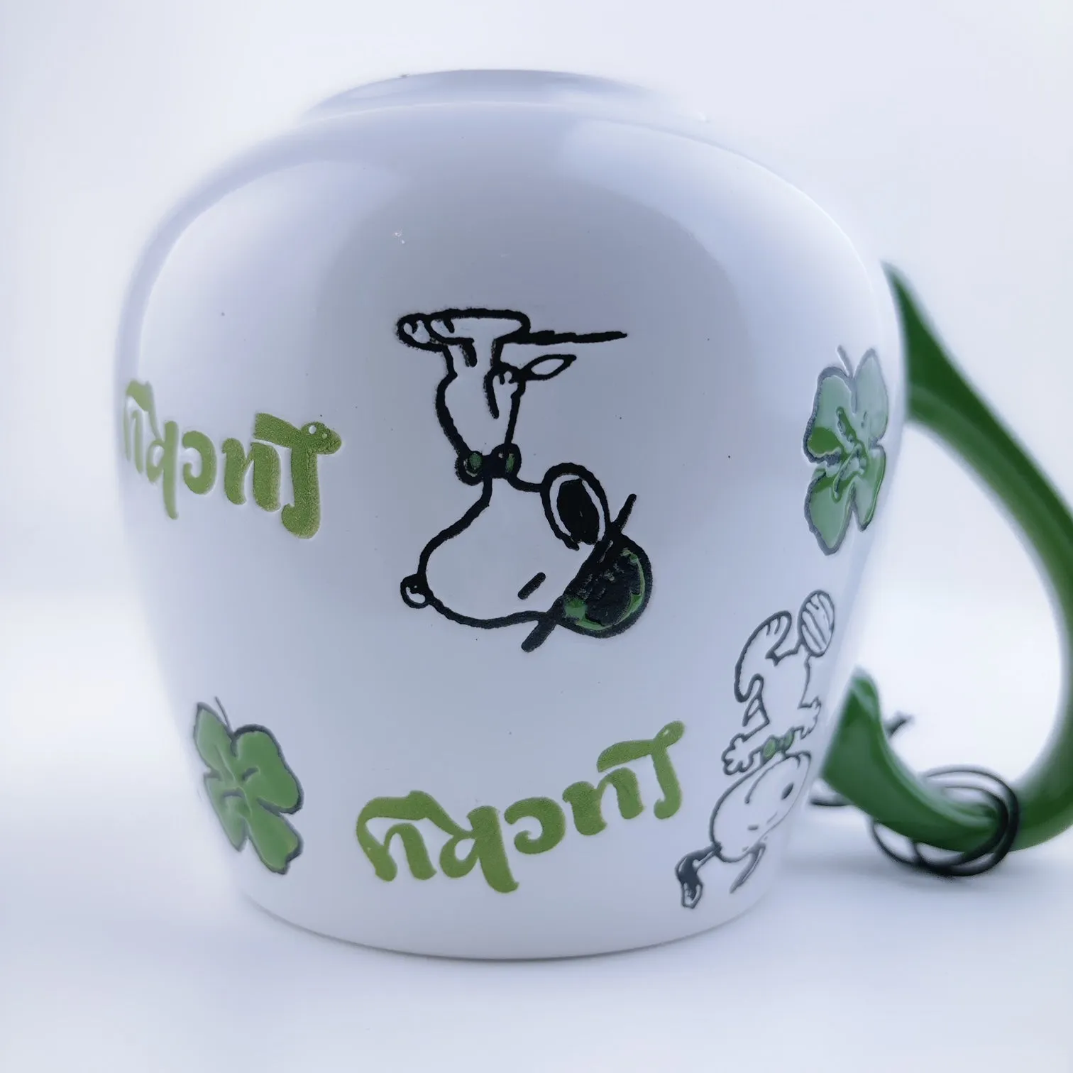 Peanuts Snoopy Lucky Clover Ceramic Stoneware Green Mug 20 oz