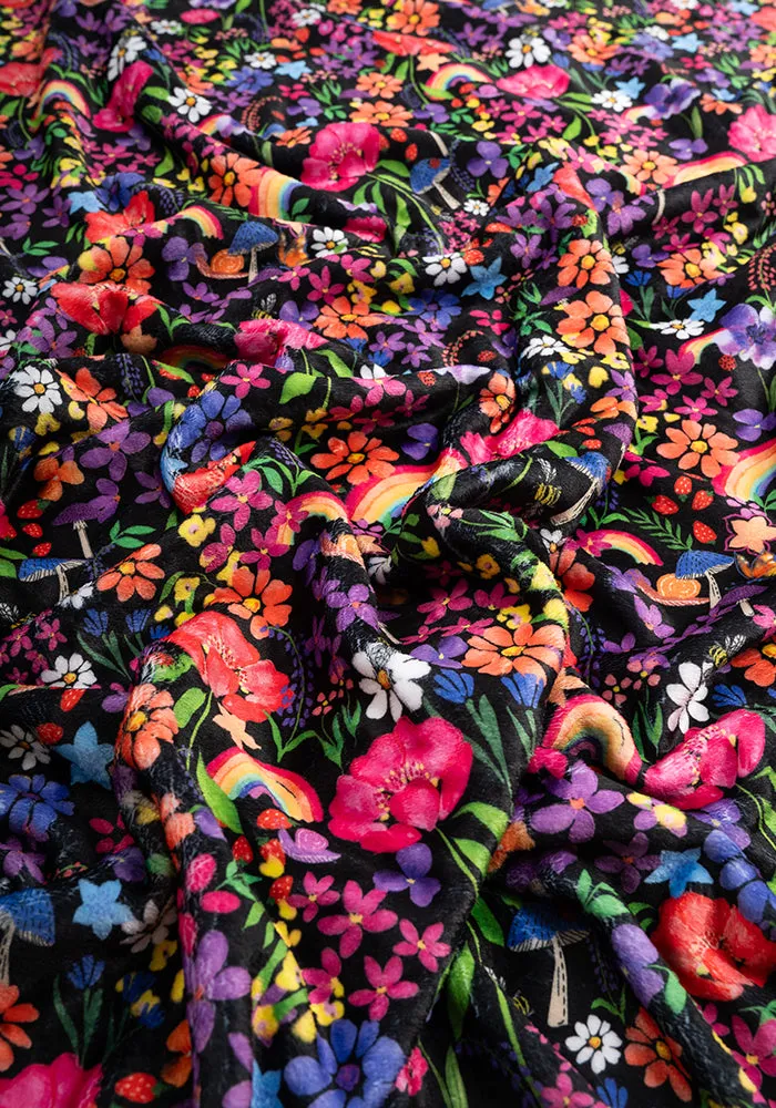 Pop-under Garden Rainbow Print Plush Blanket